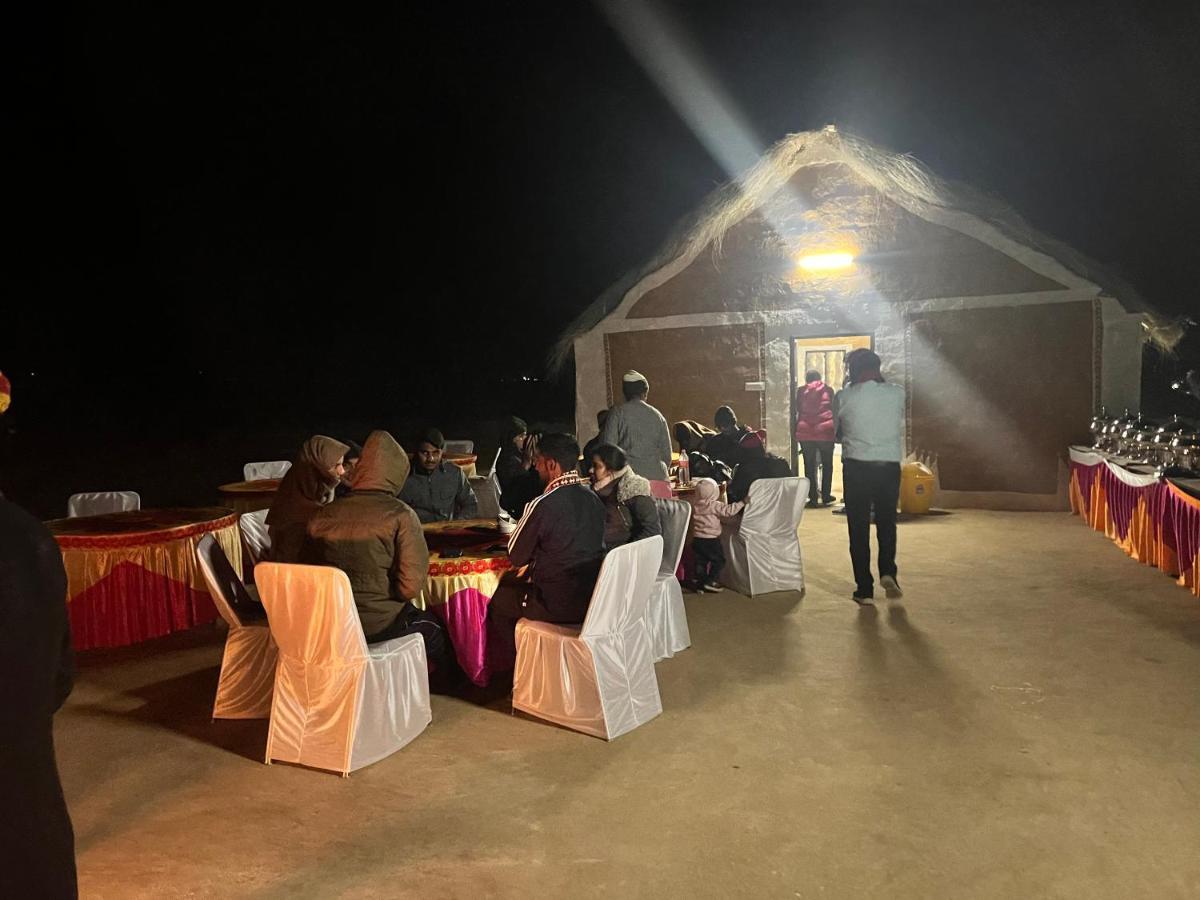Golden Villa Jaisalmer Buitenkant foto