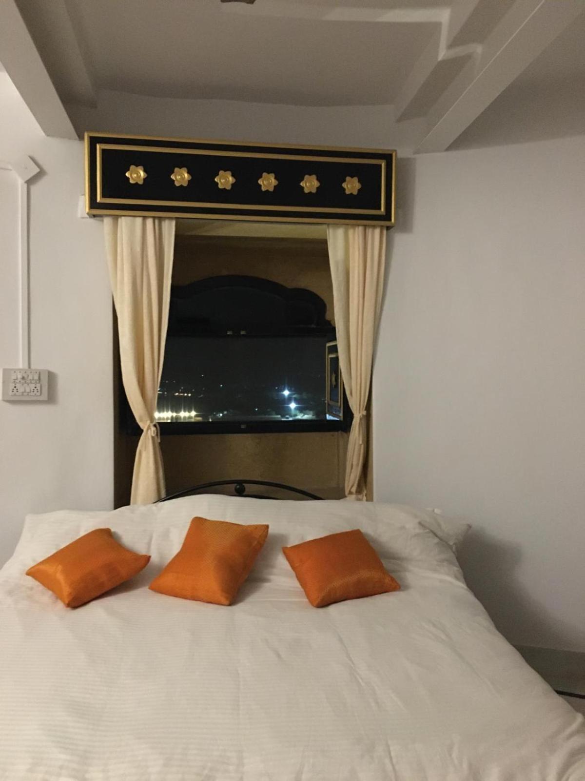 Golden Villa Jaisalmer Buitenkant foto